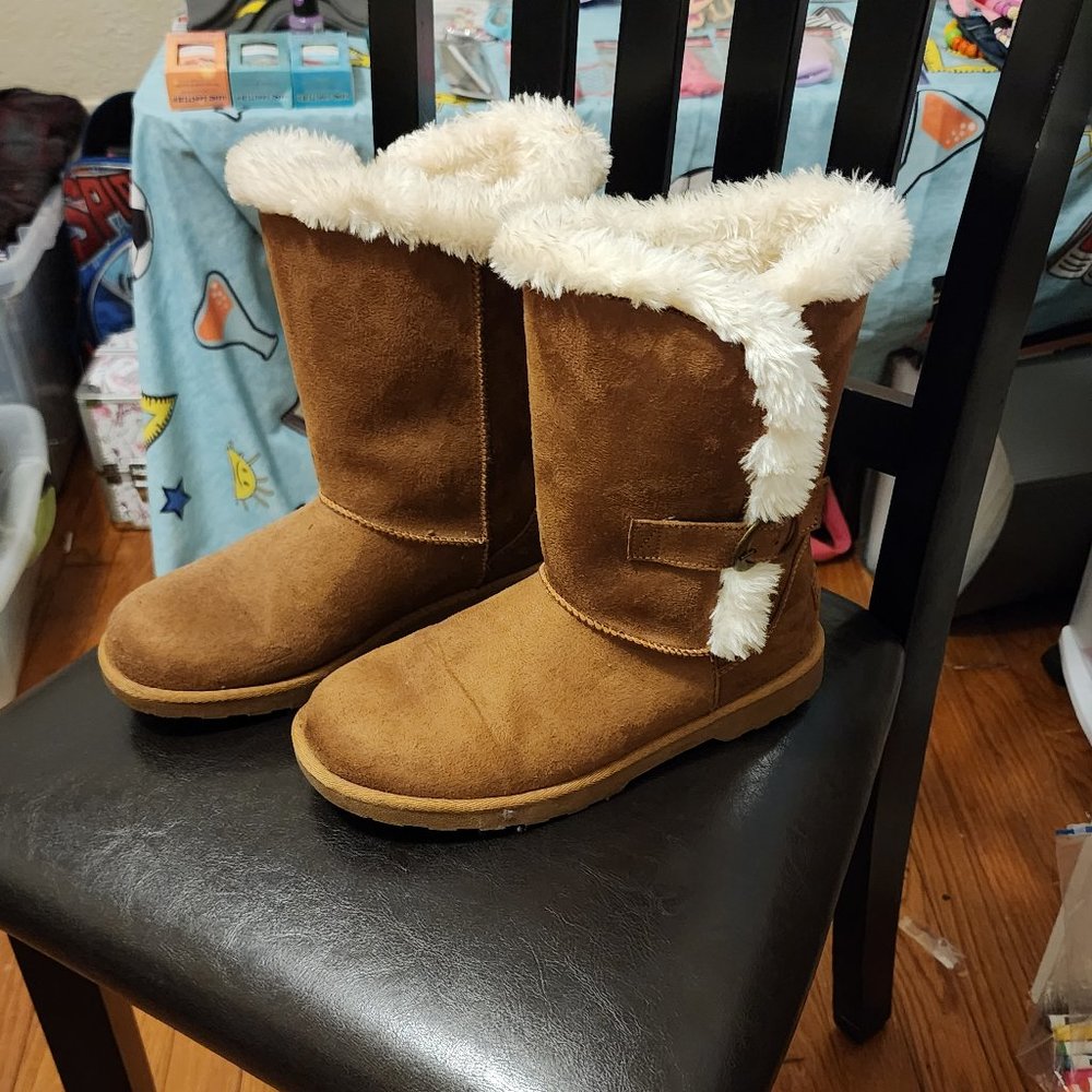 "WOMEN'S MAKALU GABRIELLE WINTER BOOTS"